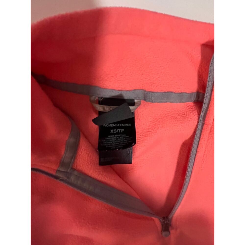 The North Face Fleece - Picture 3 of 6